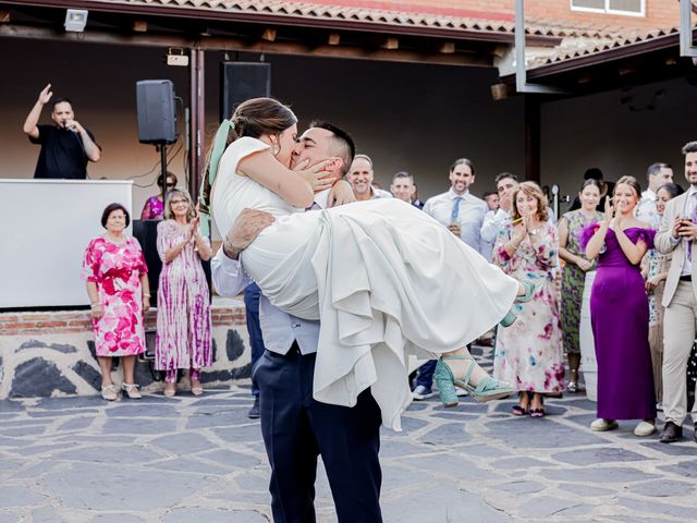 La boda de Miguel Ángel y Inmaculada en Consuegra, Toledo 220