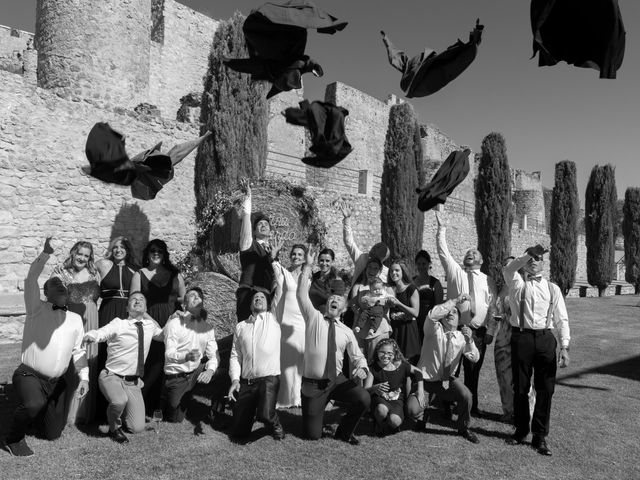 La boda de ricardo y Cristina en Berlanga De Duero, Soria 56