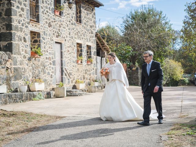 La boda de Eudald y Adriana en Olot, Girona 32