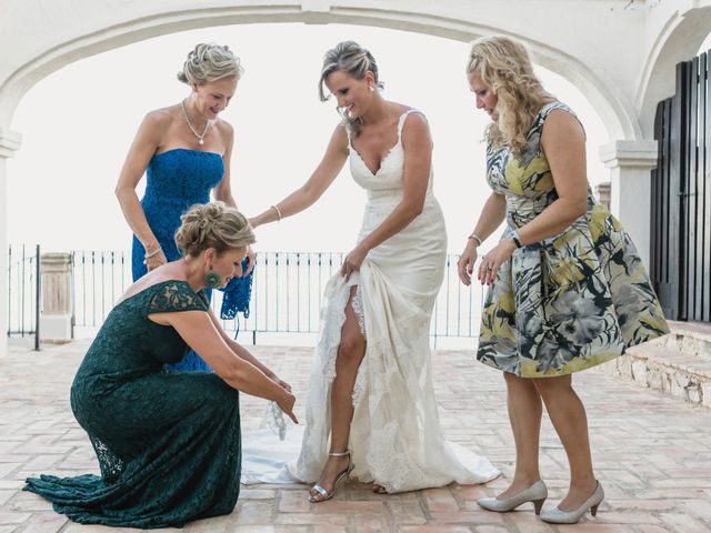 La boda de Fran y Rocio en Pueblo Acantilado, Alicante 1