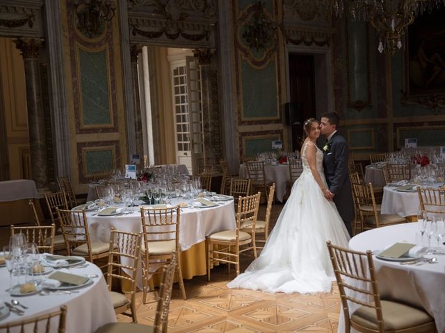 La boda de Carlos y Amparo en Madrid, Madrid 2