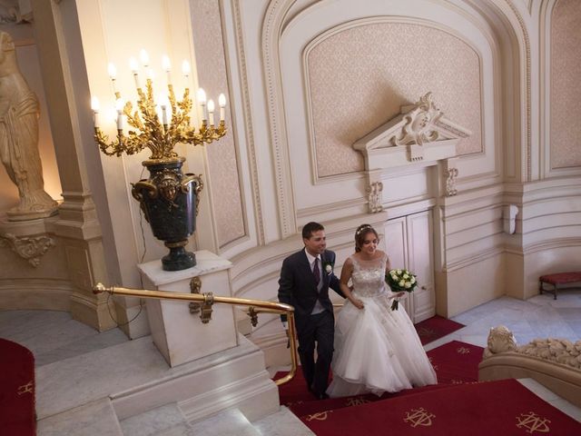 La boda de Carlos y Amparo en Madrid, Madrid 22