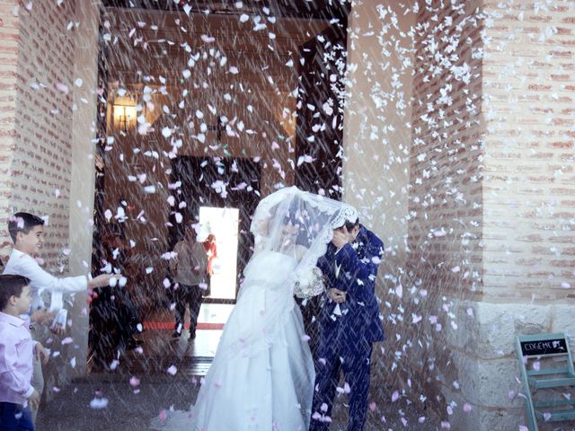 La boda de Lourdes y Daniel en Toledo, Toledo 23