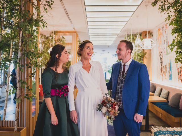 La boda de Victor y Noemí en Torrelodones, Madrid 117