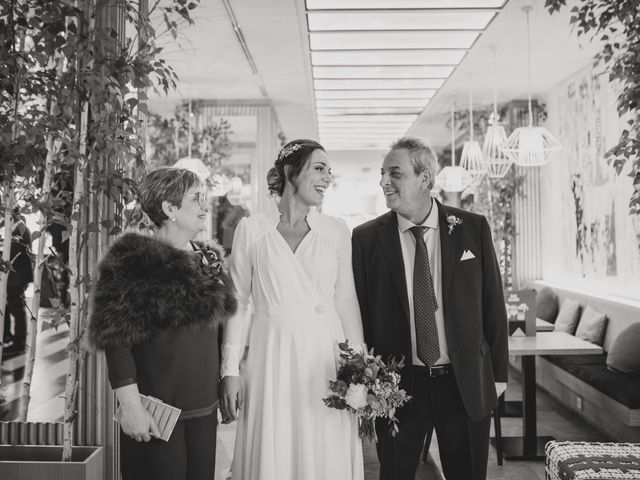 La boda de Victor y Noemí en Torrelodones, Madrid 122