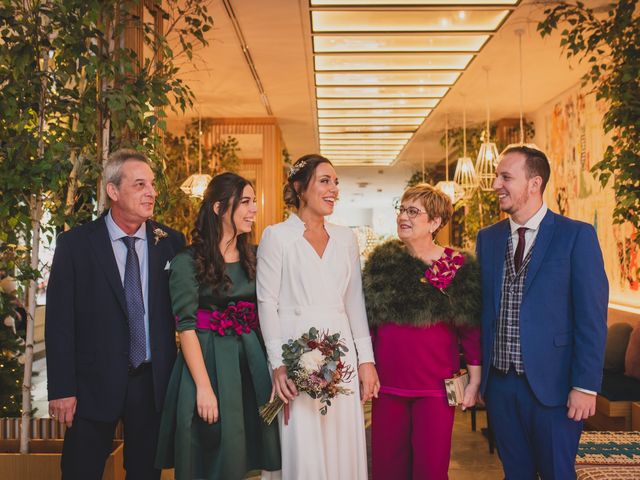 La boda de Victor y Noemí en Torrelodones, Madrid 127