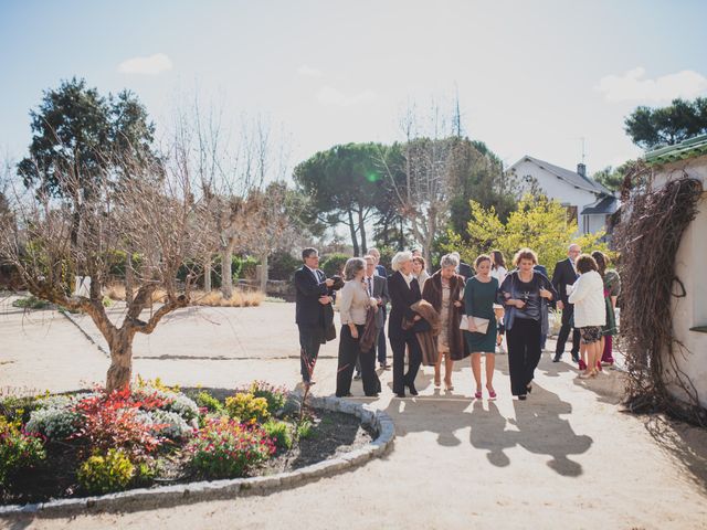 La boda de Victor y Noemí en Torrelodones, Madrid 158
