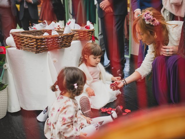 La boda de Victor y Noemí en Torrelodones, Madrid 209
