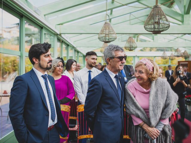 La boda de Victor y Noemí en Torrelodones, Madrid 210