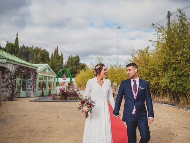 La boda de Victor y Noemí en Torrelodones, Madrid 243