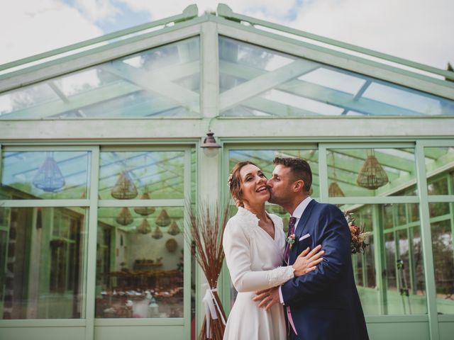 La boda de Victor y Noemí en Torrelodones, Madrid 261