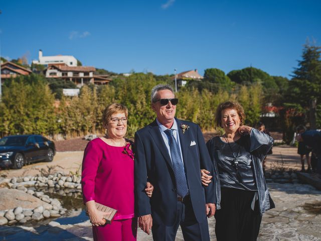 La boda de Victor y Noemí en Torrelodones, Madrid 321