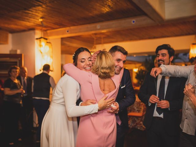 La boda de Victor y Noemí en Torrelodones, Madrid 392