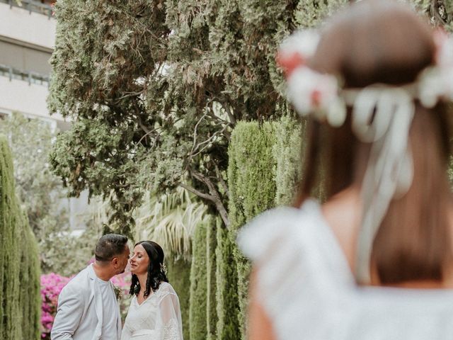 La boda de Javi  y Gema  en Valencia, Valencia 3