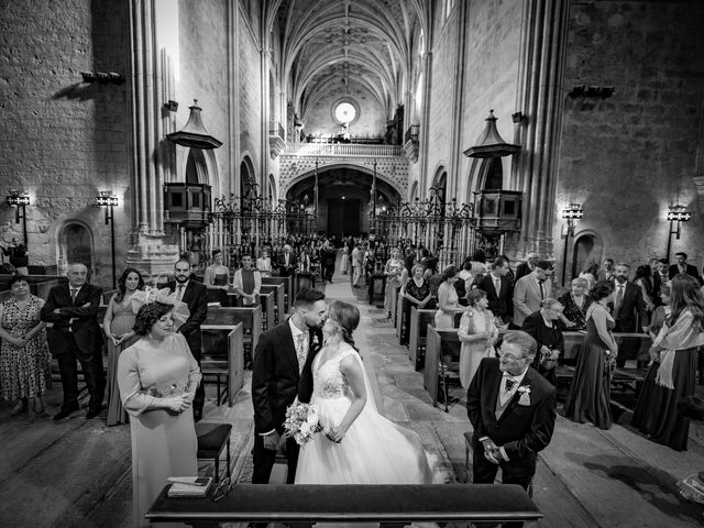 La boda de angel y Laura en Cembranos, León 33