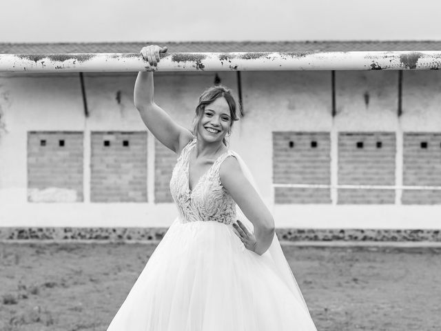 La boda de angel y Laura en Cembranos, León 37