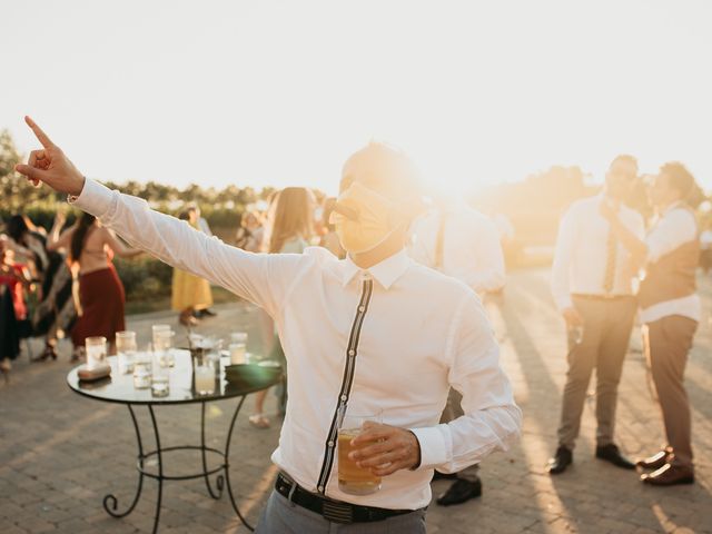 La boda de Fernando y Marta en La Bañeza, León 126