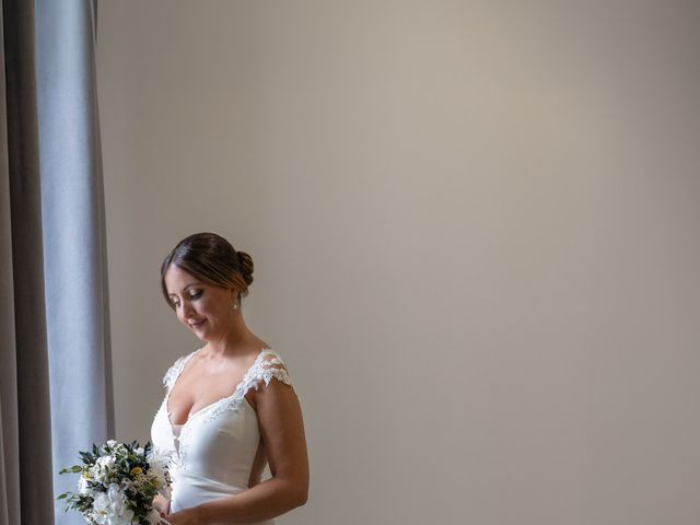 La boda de Curro y Auxi en Villamartin, Cádiz 10