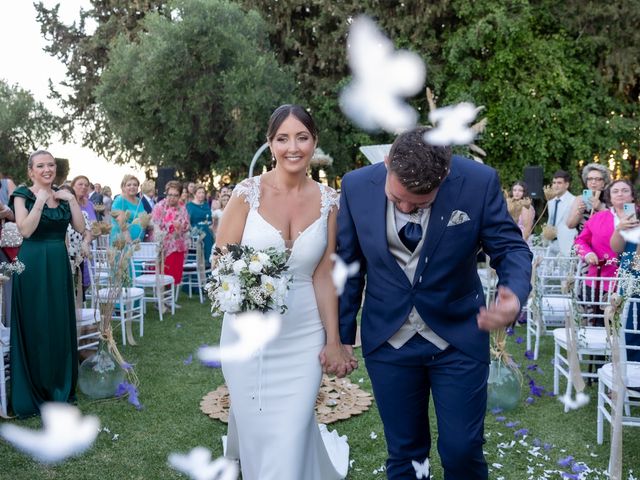 La boda de Curro y Auxi en Villamartin, Cádiz 34
