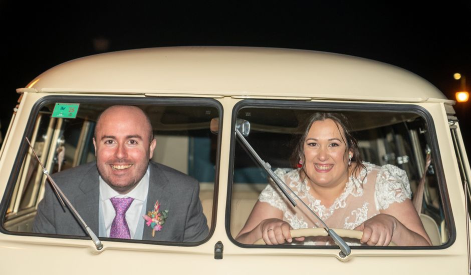 La boda de Pedro y Miriam en Salteras, Sevilla