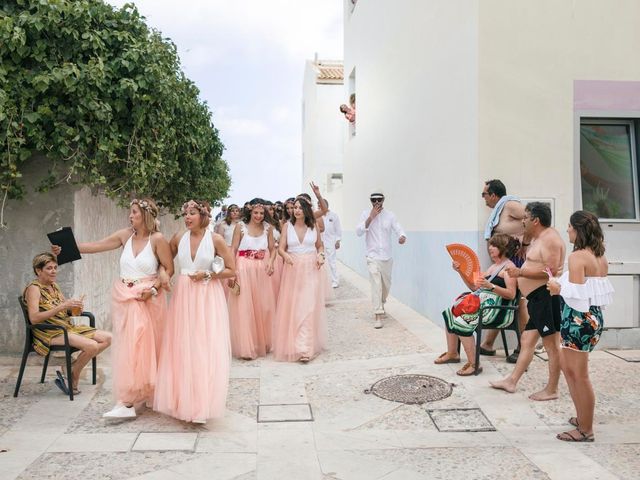 La boda de Mario y Marina en Tabarca, Alicante 24