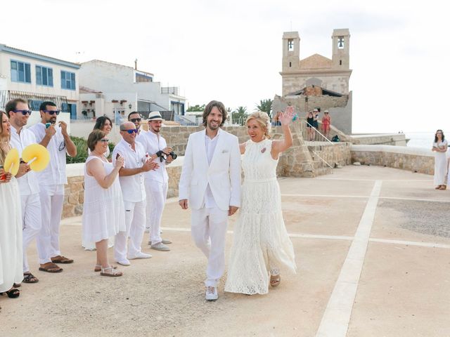 La boda de Mario y Marina en Tabarca, Alicante 28