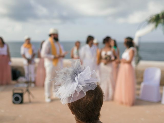 La boda de Mario y Marina en Tabarca, Alicante 43