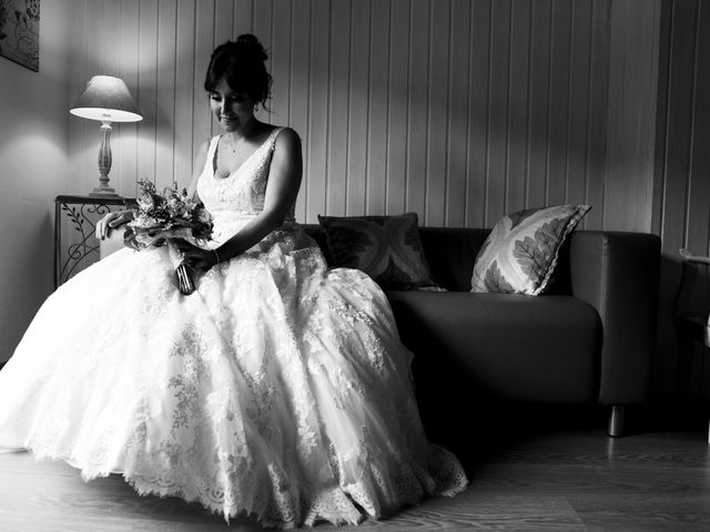 La boda de Miguel y Maite en Miraflores De La Sierra, Madrid 16