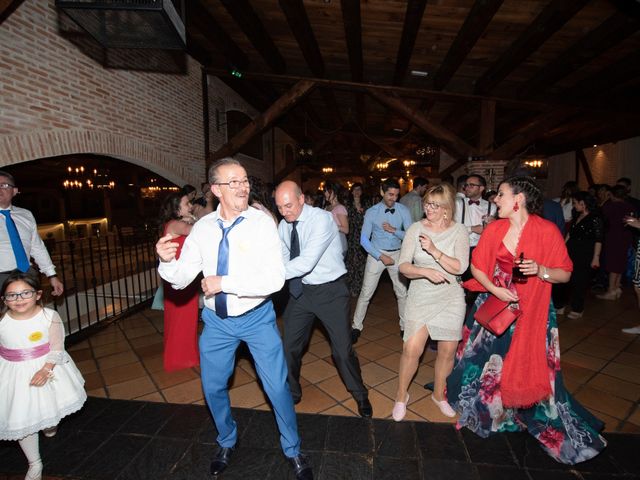 La boda de Miguel y Maite en Miraflores De La Sierra, Madrid 33