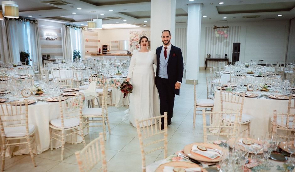 La boda de Javier y Isabel en Málaga, Málaga