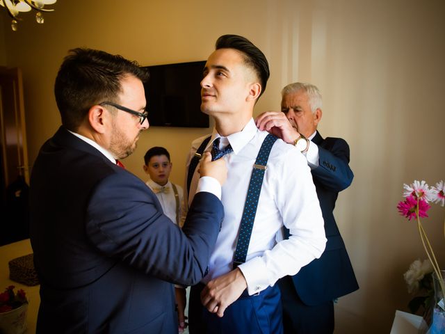 La boda de Jesús y Verónica en Sevilla, Sevilla 7