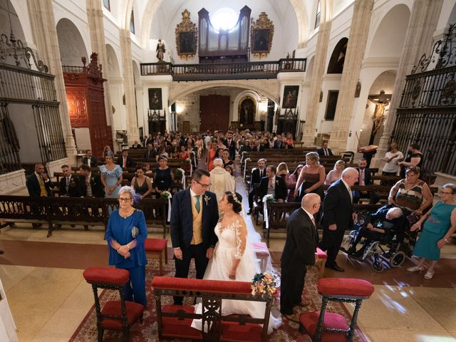 La boda de Luis y Esther en Valoria La Buena, Valladolid 29