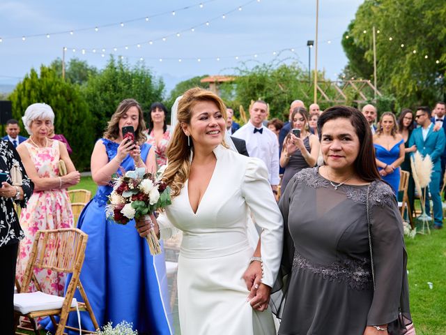 La boda de Alejandra y Jose Antonio en Talamanca Del Jarama, Madrid 30