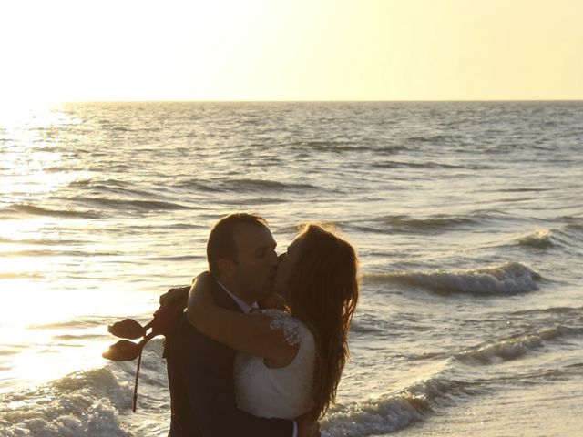 La boda de Víctor  y Sílvia  en Fuentes De Andalucia, Sevilla 11