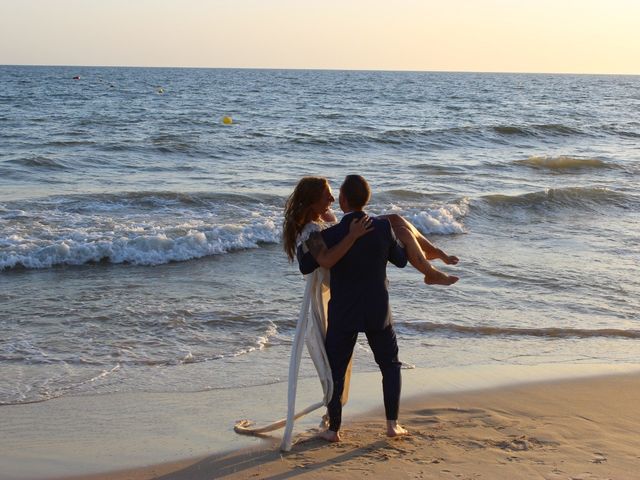 La boda de Víctor  y Sílvia  en Fuentes De Andalucia, Sevilla 14