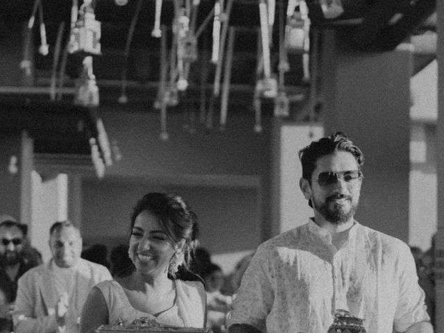 La boda de Karan y Seanne en Guia De Isora, Santa Cruz de Tenerife 35