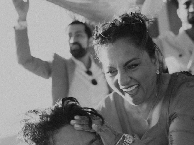 La boda de Karan y Seanne en Guia De Isora, Santa Cruz de Tenerife 38