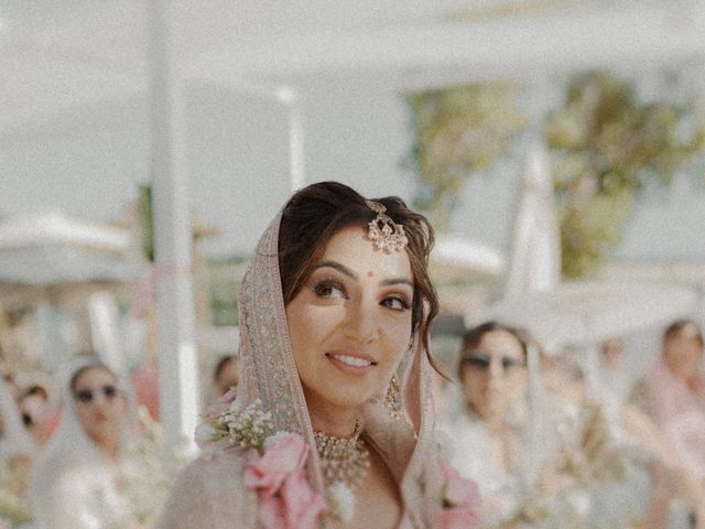 La boda de Karan y Seanne en Guia De Isora, Santa Cruz de Tenerife 75