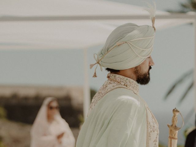 La boda de Karan y Seanne en Guia De Isora, Santa Cruz de Tenerife 122