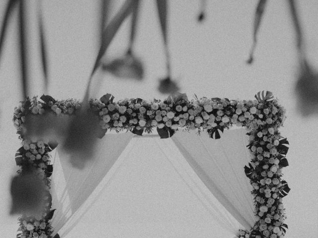 La boda de Karan y Seanne en Guia De Isora, Santa Cruz de Tenerife 135
