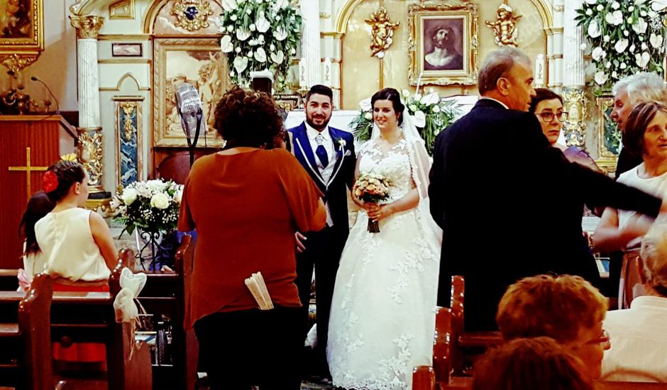 La boda de Adrián y Mireia  en L' Alcúdia De Crespins, Valencia