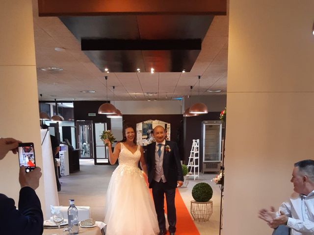 La boda de Roberto y Keidy en Pamplona, Navarra 1