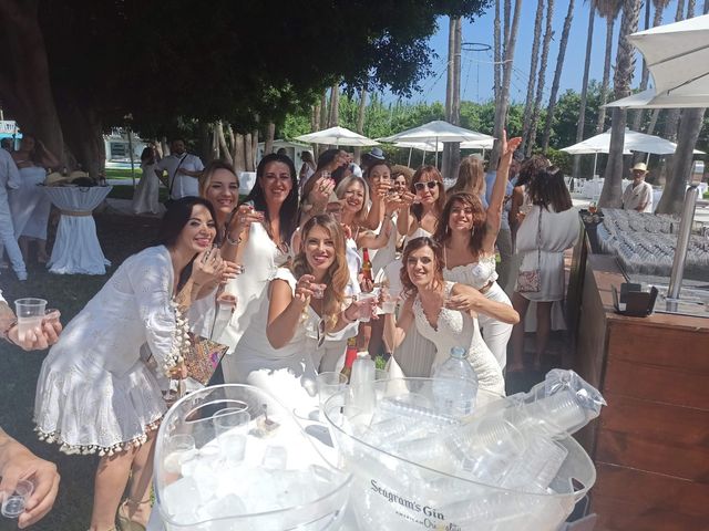 La boda de Juan y Rebeca en Gandia, Valencia 1