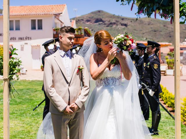 La boda de Álvaro y Lorena en Valsequillo (Telde), Las Palmas 16