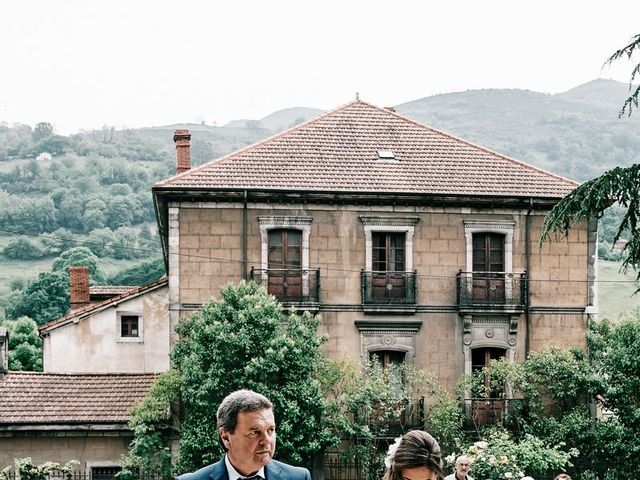 La boda de Victor y Sonia en Cabueñes, Asturias 14