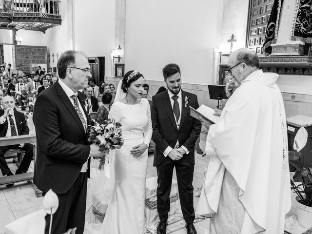 La boda de Mario y Cristina en Villarrubia De Los Ojos, Ciudad Real 22