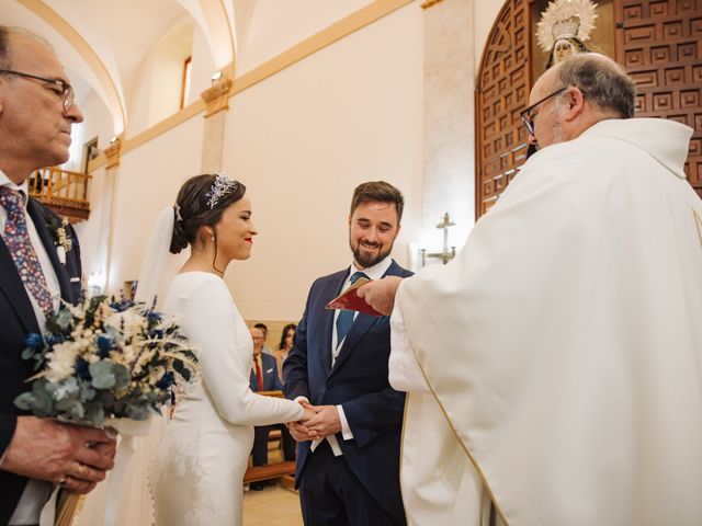 La boda de Mario y Cristina en Villarrubia De Los Ojos, Ciudad Real 23