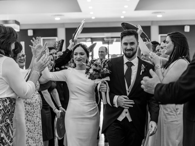 La boda de Mario y Cristina en Villarrubia De Los Ojos, Ciudad Real 35