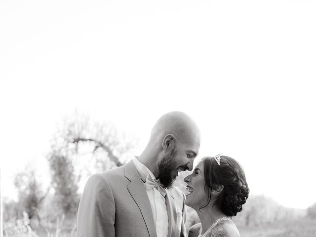 La boda de Migue y May en Bormujos, Sevilla 16