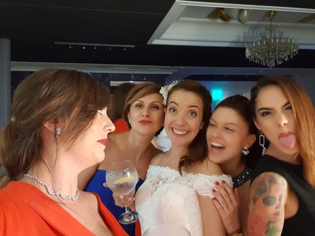 La boda de Eric y Juani en Castelló/castellón De La Plana, Castellón 8